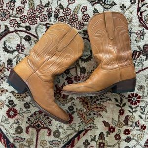 Tecovas Jamie size 8